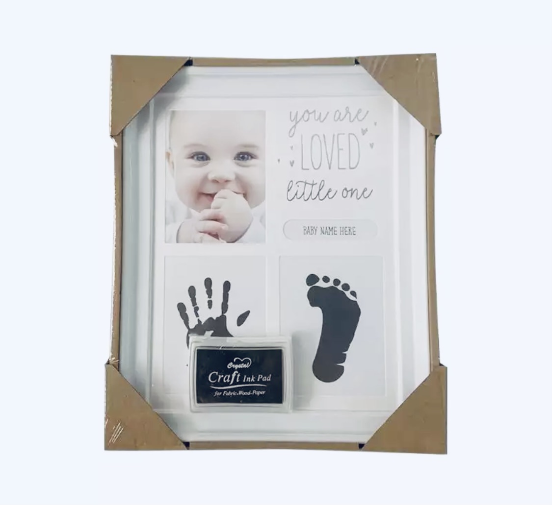 1Dino - Marco de fotos para bebé recién nacido con huella de mano o huella  de pie, marco de madera blanca de 28 x 23 cm con almohadilla de tinta de  tacto